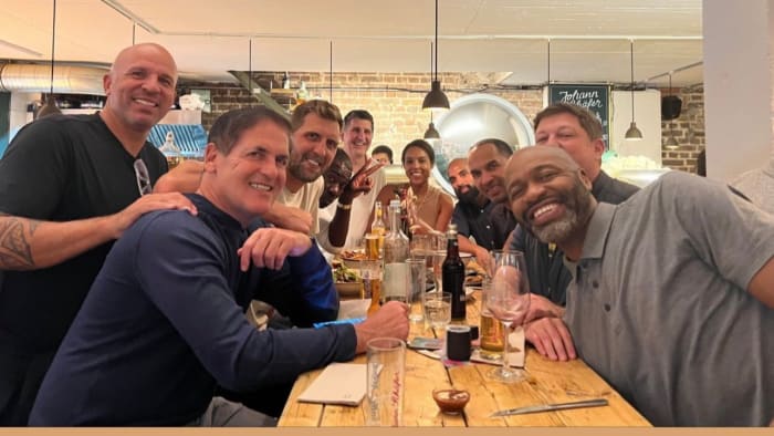 37E81AEE-91A9-45A1-AA6E-11EB7AEF8010